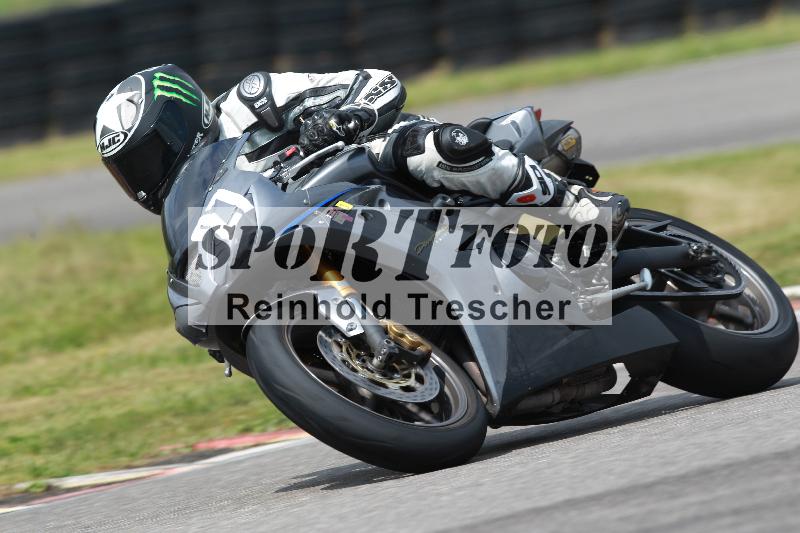 Archiv-2022/13 25.04.2022 Plüss Moto Sport ADR/Freies Fahren/27